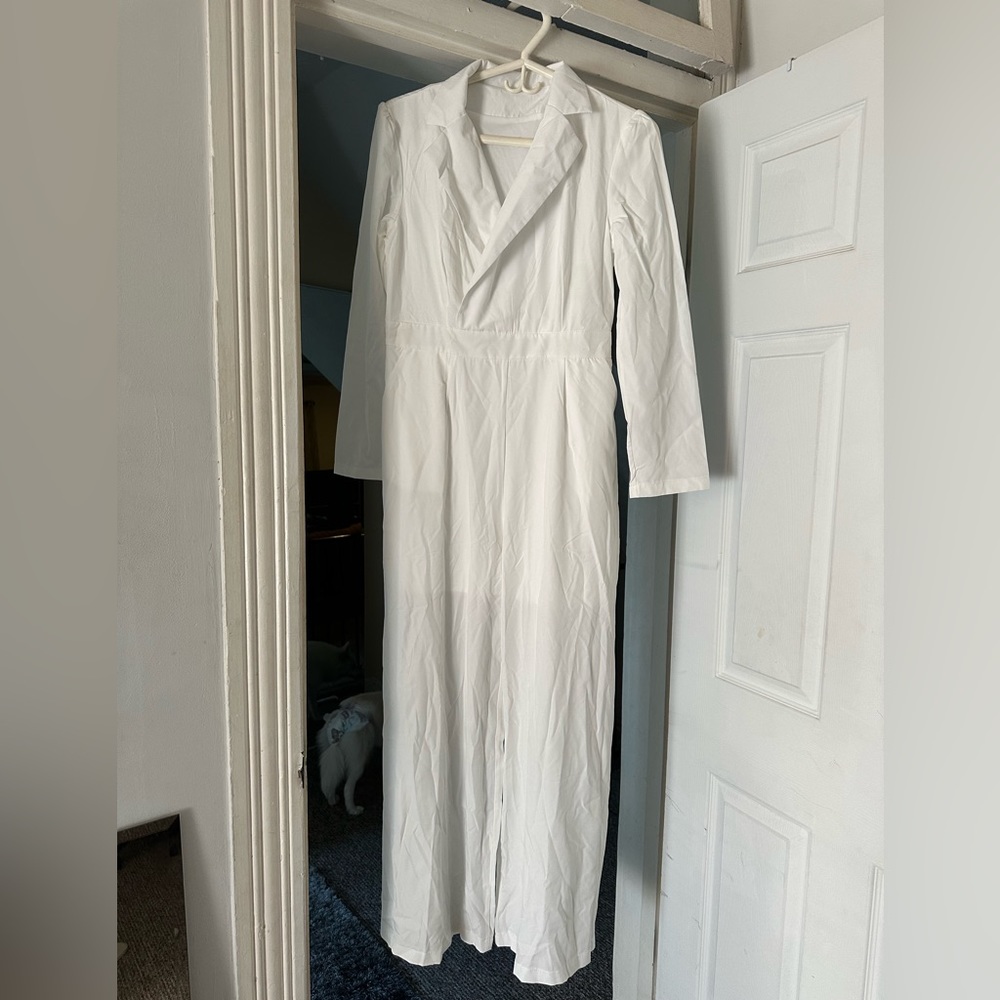 White jumpsuit long sleeves
